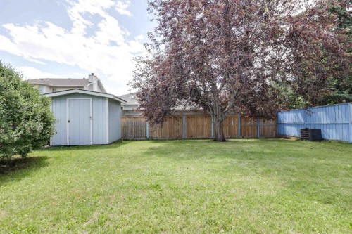 23 Sandalwood Close Nw, Calgary, AB 