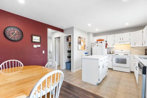 95 Riverbrook Road Se, Calgary, AB 