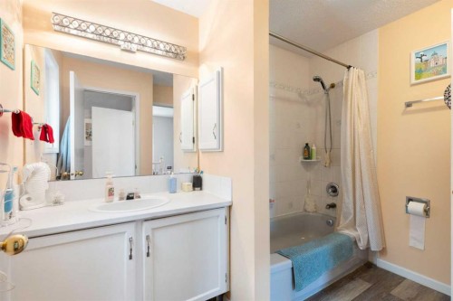 95 Riverbrook Road Se, Calgary, AB 