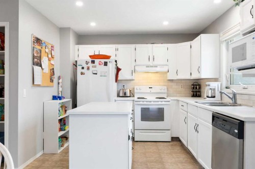 95 Riverbrook Road Se, Calgary, AB 