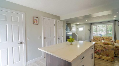 164 Castlegreen Close Ne, Calgary, AB 