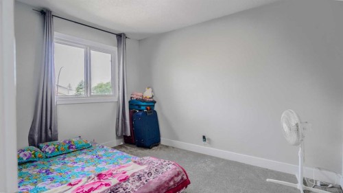 164 Castlegreen Close Ne, Calgary, AB 