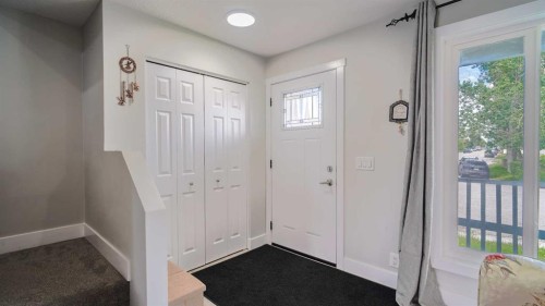 164 Castlegreen Close Ne, Calgary, AB 