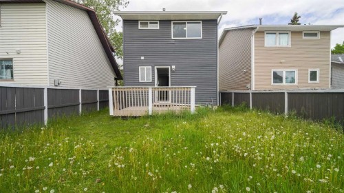 164 Castlegreen Close Ne, Calgary, AB 