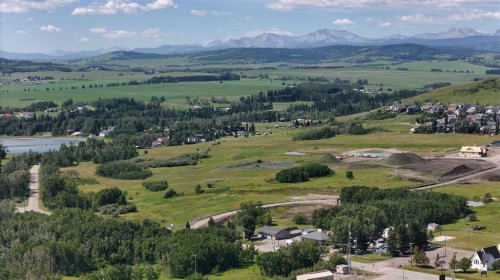 308 Main Street, Diamond Valley, AB 