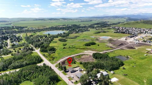 308 Main Street, Diamond Valley, AB 