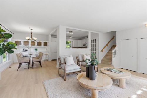 680 Deer Park Way Se, Calgary, AB 