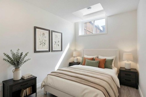 112 Lucas Street Nw, Calgary, AB - Indoor Photo Showing Bedroom