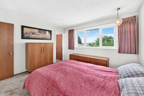 7108 Silverview Road Nw, Calgary, AB 