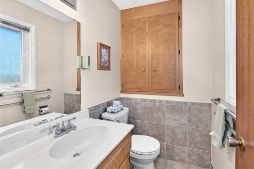 7108 Silverview Road Nw, Calgary, AB 