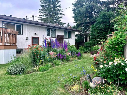 7108 Silverview Road Nw, Calgary, AB 