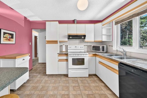 7108 Silverview Road Nw, Calgary, AB 