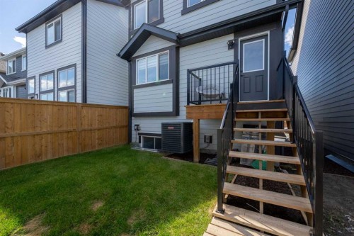 31 Magnolia Grove Se, Calgary, AB - Outdoor With Exterior