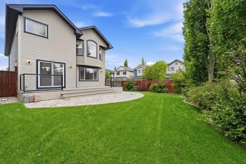 137 Evanscove Circle Nw, Calgary, AB 
