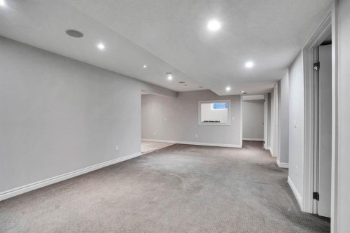 117 Hawkmere Place, Chestermere, AB - Indoor Photo Showing Other Room