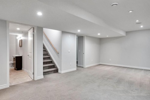 117 Hawkmere Place, Chestermere, AB - Indoor