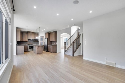 117 Hawkmere Place, Chestermere, AB - Indoor Photo Showing Kitchen