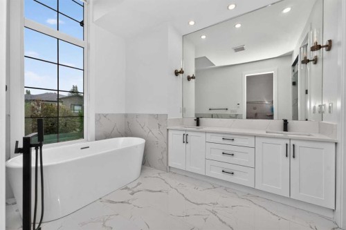 219 18 Avenue Ne, Calgary, AB 