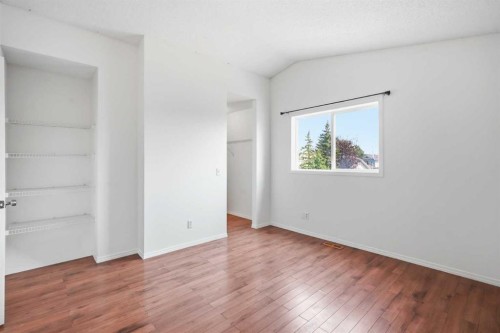66 Arbour Wood Mews Nw, Calgary, AB - Indoor Photo Showing Other Room