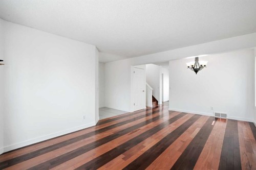 66 Arbour Wood Mews Nw, Calgary, AB - Indoor Photo Showing Other Room