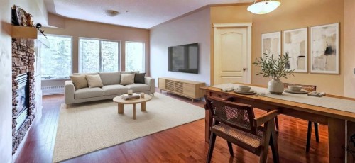 305-30 Discovery Ridge Close Sw, Calgary, AB - Indoor Photo Showing Living Room