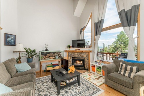 3-809 Wilson Way, Canmore, AB 