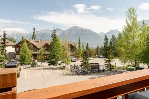 3-809 Wilson Way, Canmore, AB 