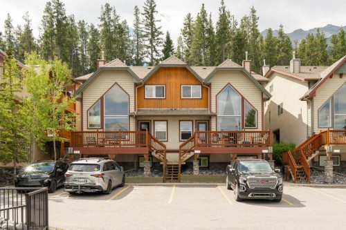 3-809 Wilson Way, Canmore, AB 