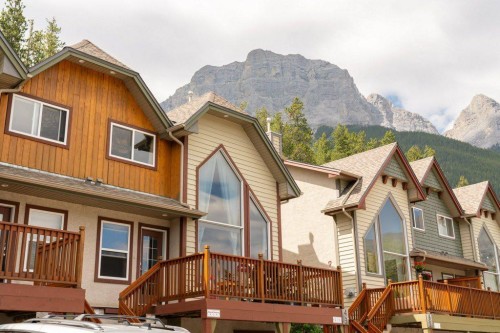 3-809 Wilson Way, Canmore, AB 