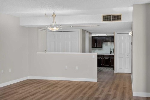 118-2425 90 Avenue Sw, Calgary, AB 