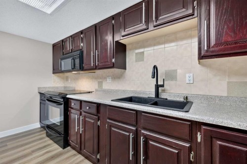 118-2425 90 Avenue Sw, Calgary, AB 