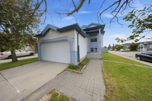 33 Martin Crossing Green Ne, Calgary, AB - Outdoor
