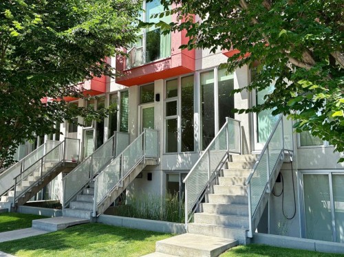 102-1808 27 Avenue SW Calgary, AB T2T 1H1