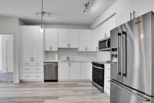 5216-15 Sage Meadows Landing Nw, Calgary, AB - Indoor Photo Showing Kitchen With Stainless Steel Kitchen