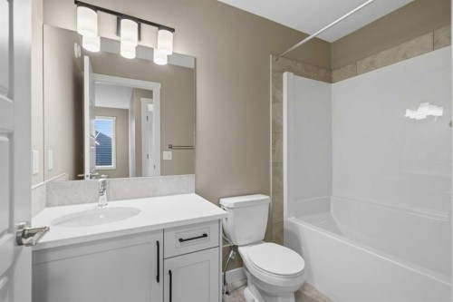 231 Waterford Heights, Chestermere, AB - Indoor Photo Showing Bathroom