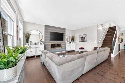 145 Kinniburgh Gardens, Chestermere, AB 