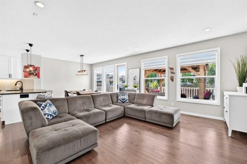 145 Kinniburgh Gardens, Chestermere, AB 
