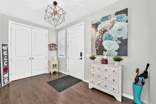 145 Kinniburgh Gardens, Chestermere, AB 