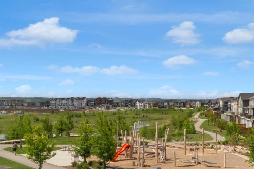 102 Setonstone Manor Se, Calgary, AB 