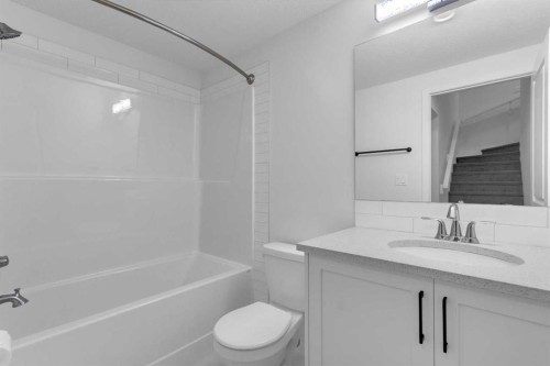 102 Setonstone Manor Se, Calgary, AB 