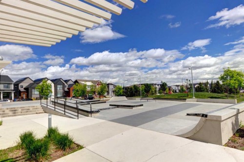 102 Setonstone Manor Se, Calgary, AB 