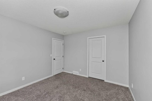 90 Wolf Creek Rise Se, Calgary, AB 