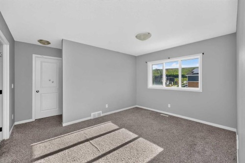 90 Wolf Creek Rise Se, Calgary, AB 