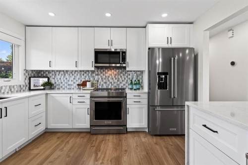 503 88 Avenue Se, Calgary, AB 