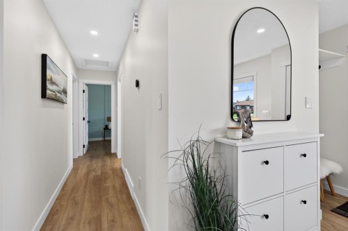 503 88 Avenue Se, Calgary, AB 
