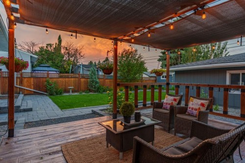 503 88 Avenue Se, Calgary, AB 