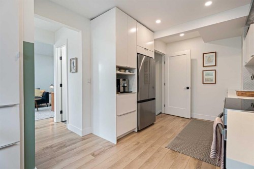 101-740 Bracewood Drive Sw, Calgary, AB - Indoor