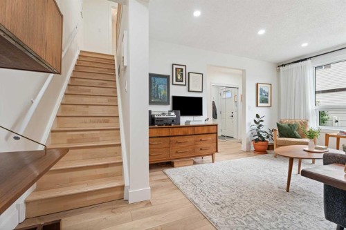 101-740 Bracewood Drive Sw, Calgary, AB - Indoor
