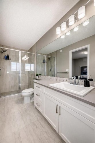 140 Howse Avenue Ne, Calgary, AB 