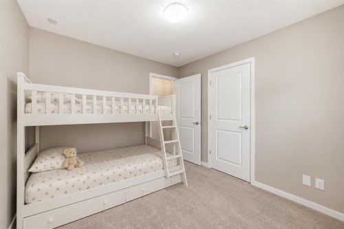 140 Howse Avenue Ne, Calgary, AB 